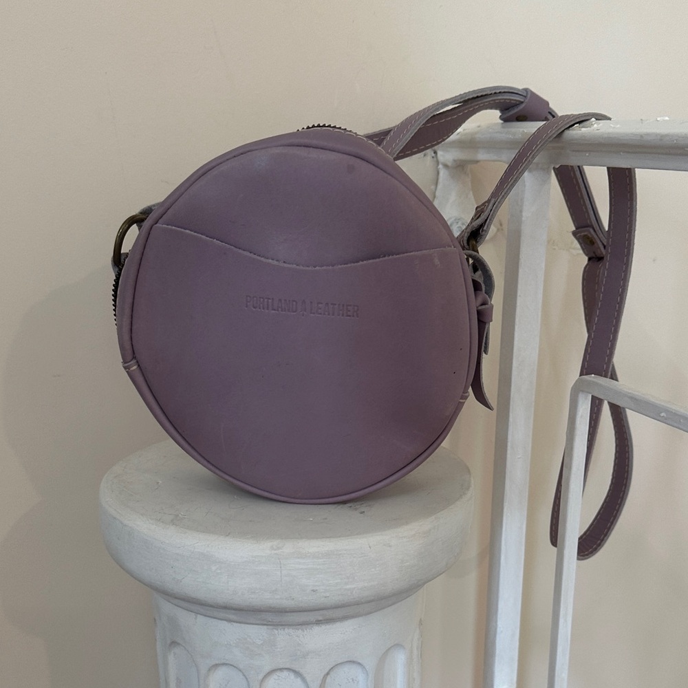Portland Leather Lavender Circle Crossbody Bag